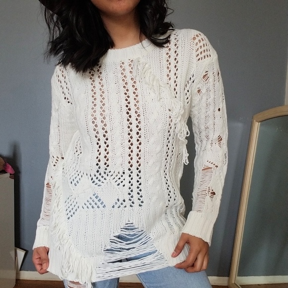 𝙇𝘼𝙎𝙏 𝙊𝙉𝙀 |ROSÉ ALL DAY IVORY FRINGE SWEATER - Picture 15 of 15